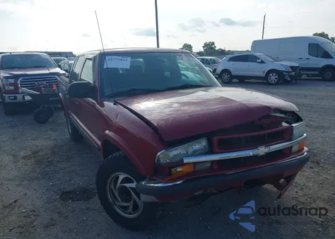 2002 Chevrolet S-10 Ls z USA, uszkodzony, nr VIN 1GCDT13W82K193777